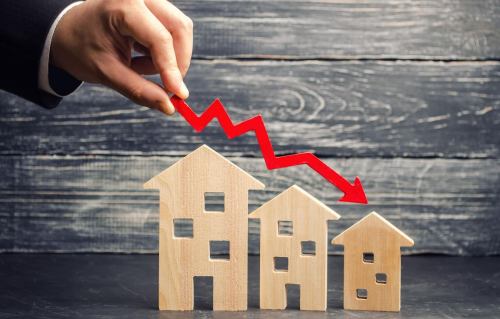 10 signs to the bottom of the real estate market