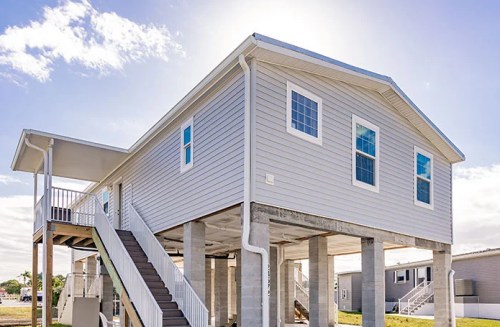 Elevating Florida homes to protect from Hurricanes
